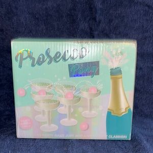 NWOT Prosecco Pong game with 12 plastic glasses and 3 balls just add the bubbly!